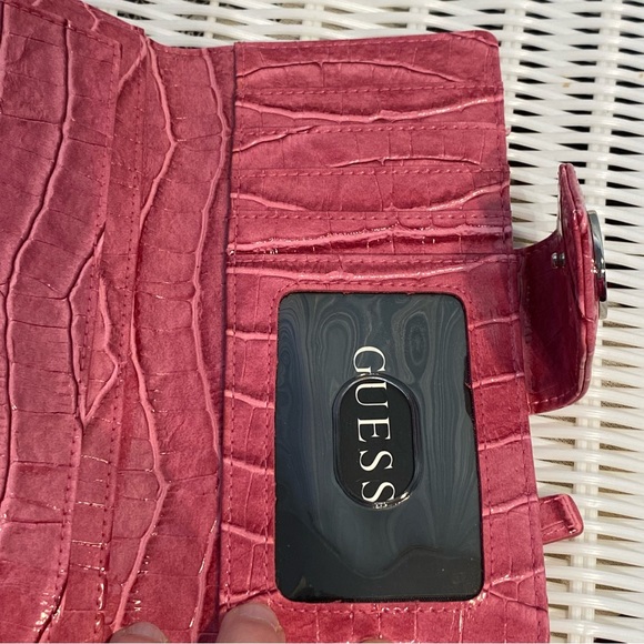 Guess Pink Patent Wallet - Picture 10 of 17